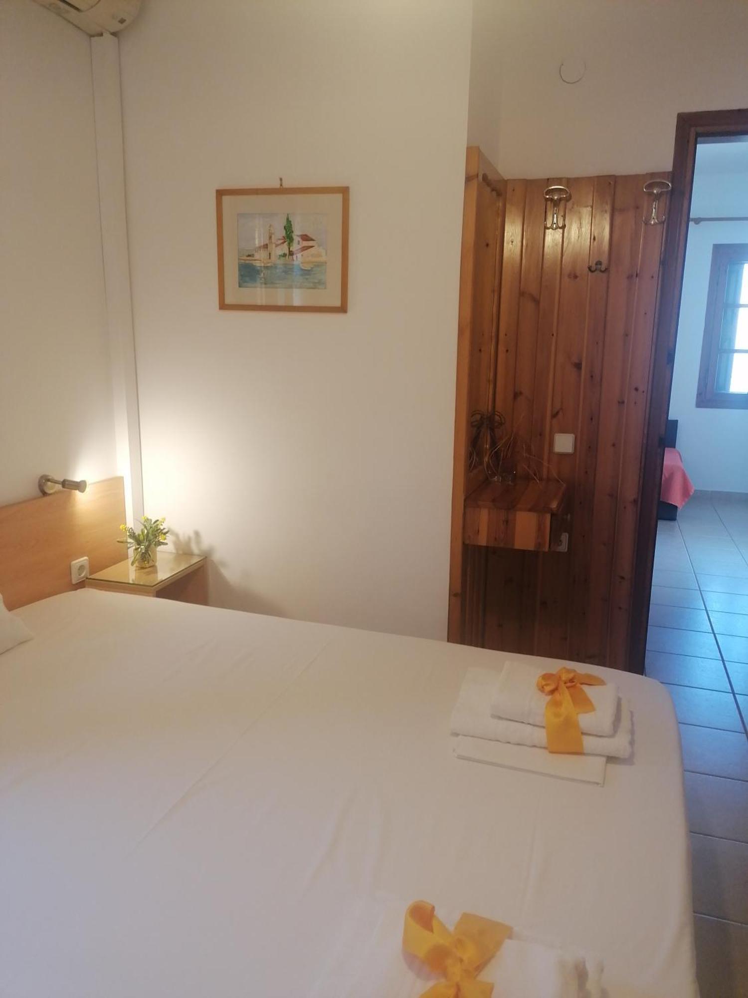 Fofi Apartments シミ エクステリア 写真