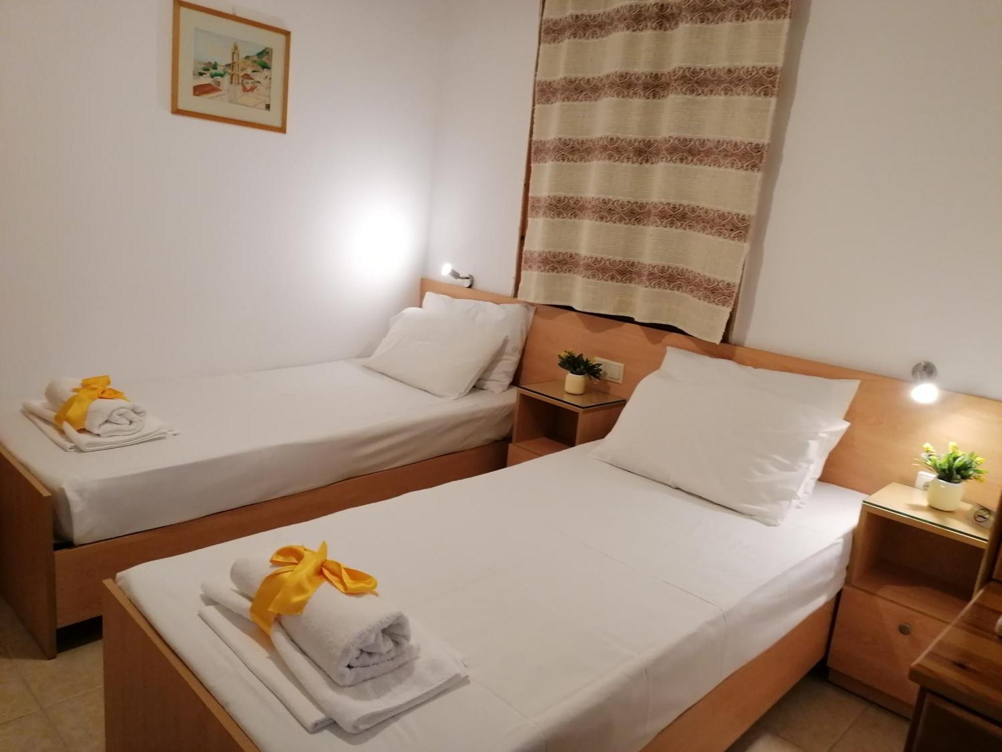 Fofi Apartments シミ エクステリア 写真